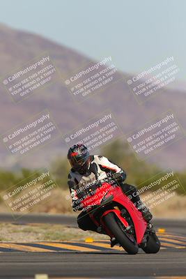media/Nov-06-2023-Moto Forza (Mon) [[ce023d0744]]/3-Intermediate Group/Session 3 (Turn 5)/